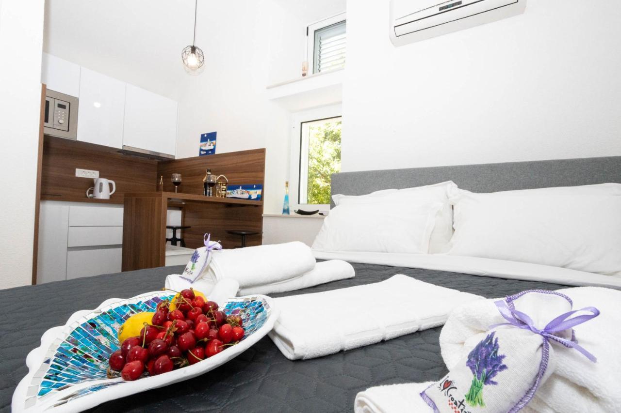 Apartments "Lory" -Baška Voda Eksteriør bilde